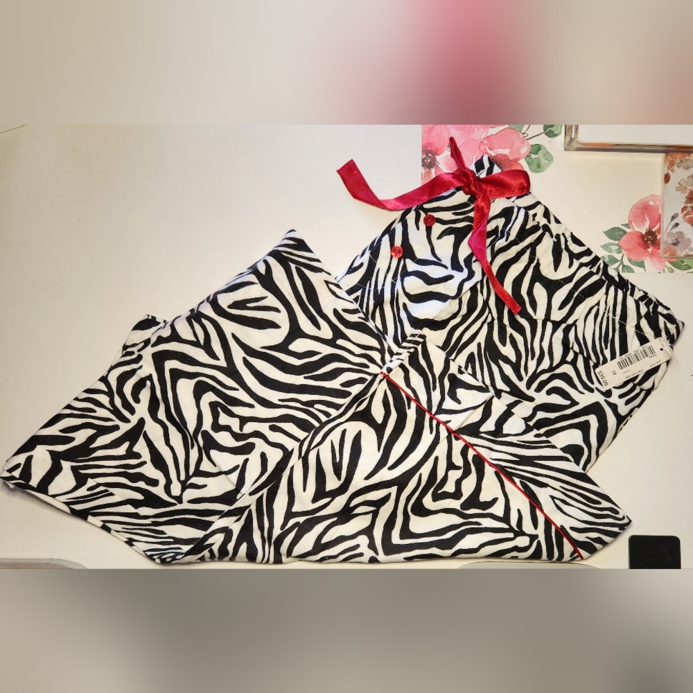 NWT Adonna Zebra Print Pajama Set with Red Accents 1XL